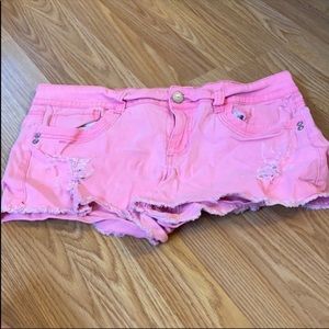 Low rise pink distressed jeans shorts trendy cute